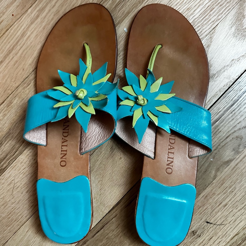 Used sandals size 9 Sandalino
